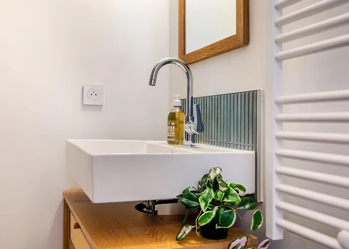 Cosy 5min A Pied Du Sanctuaire Et Grotte Appartement